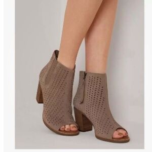 Toms Womens Majorca Peep Toe Bootie